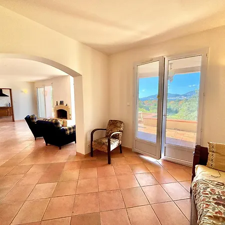 Candilelli Centre De Villa