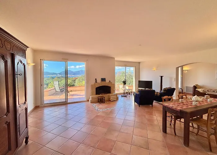 Candilelli Centre De * 波尔蒂乔